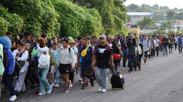 caravana-migrantes-dios-nos-guia-tapachula