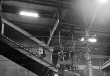 Hallan cuerpo colgado en escaleras del Metro Olímpica, Línea B