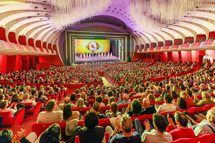 2. Imagen Oficial_Shen Yun_Italia_Turin_Teatro Regio_9 de enero 2024_Creditos Epoch Times