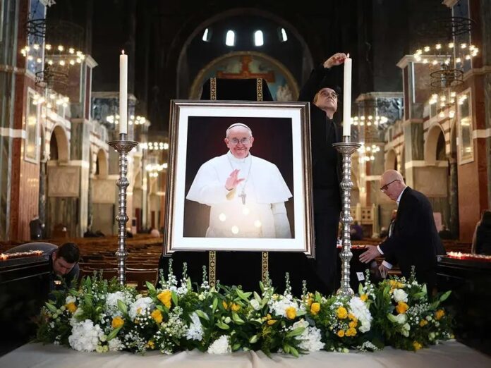 foto-del-papa-francisco-tras-su-muerte