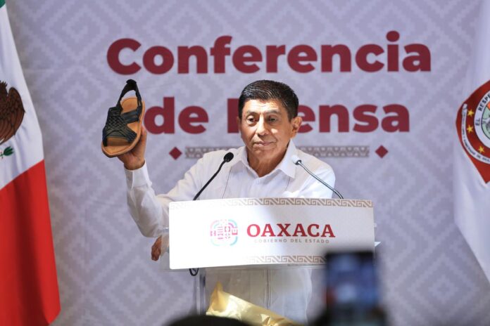 Salomon Jra cruz huaraches amen