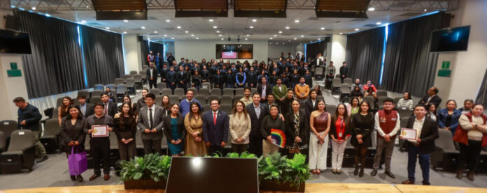 8844f8ccce302e39c163b623659ebd30_XL