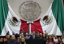 El diputado Ricardo Monreal presentó iniciativa sobre cancelación y emisión de tarjetas emitidas por entidades financieras y comerciales