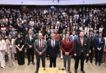 Inaugura diputado Ricardo Monreal el Modelo Parlamentario Universitario de la Universidad Autónoma de Zacatecas