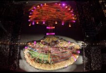 EL ZÓCALO SE CONVIERTE EN UN GRAN CUICALLI, EN EL QUE NIÑAS Y NIÑOS CELEBRAN LAS LENGUAS ORIGINARIAS