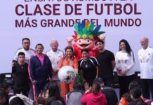 INAUGURA CLARA BRUGADA ENSAYOS PARA ROMPER RÉCORD DE LA CLASE DE FUTBOL MÁS GRANDE DEL MUNDO Y PRESENTA DECÁLOGO RUMBO AL MUNDIAL 2026