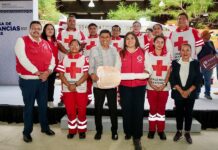 Entrega Salomón Jara 21 ambulancias de traslado para fortalecer la atención médica en Oaxaca