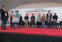 El transporte público de la CDMX tiende a ser desplazado por motos y vehículos particulares