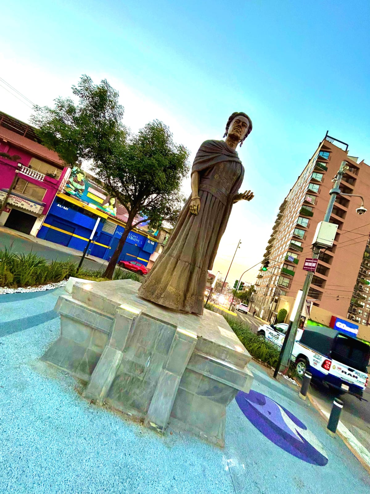 FRIDA KAHLO RECIBIRÁ A VISITANTES DEL MUNDIAL: GIOVANI GUTIÉRREZ