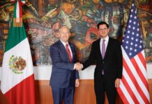 Se reúne Canciller Roberto Velasco con Ronald Jhonson, Embajador de EU en México