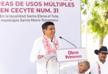 Con obras de infraestructura educativa, mejora Gobierno del Bienestar aprendizaje de las adolescencias en Santa María Tonameca