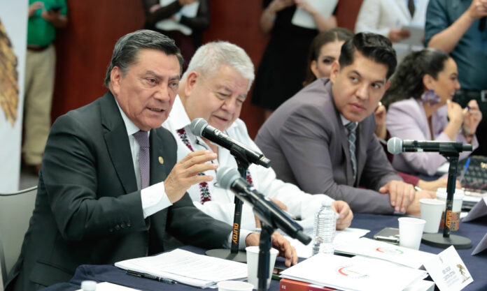 280526 Com Uni Puntos y Estudios-7