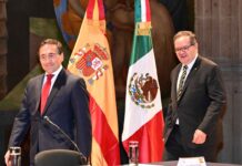 Democracia, ley, derechos y paz, objetivos irrenunciables para la humanidad: José Manuel Albares