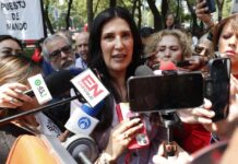 El reto como país es elemental: estamos del lado de la legalidad o del acompañamiento a la delincuencia y al crimen organizado, afirma Kenia López Rabadán