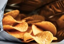 Disminuir el sodio en productos procesados y ultraprocesados podría evitar 12,866 muertes al año en México