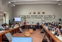 Salomón Jara sostiene encuentro con gremio periodístico, refrenda compromiso de respeto y protección a su labor