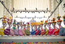 Ante un lleno total en el Auditorio Guelaguetza, comienza con éxito la Octava del Lunes del Cerro 2026