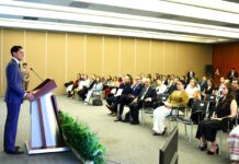 Secretario Velasco recibe a delegación de la industria audiovisual de Los Ángeles