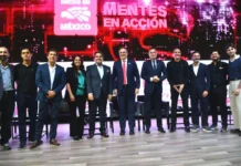 El secretario Marcelo Ebrard entregó el Premio a la Innovación Mexicana a 24 inventores y emprendedores