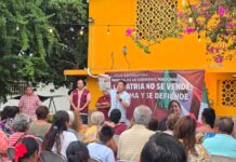 EN LOS BARRIOS HISTÓRICOS DE ACAPULCO, DIALOGAN SOBRE LA DEFENSA DE LA SOBERANÍA NACIONAL Y LOS RETOS DE LA TRANSFORMACIÓN