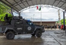 Refuerza Gabinete de Seguridad presencia interinstitucional con revista extraordinaria y retiro de armamento a policía de Juchitán