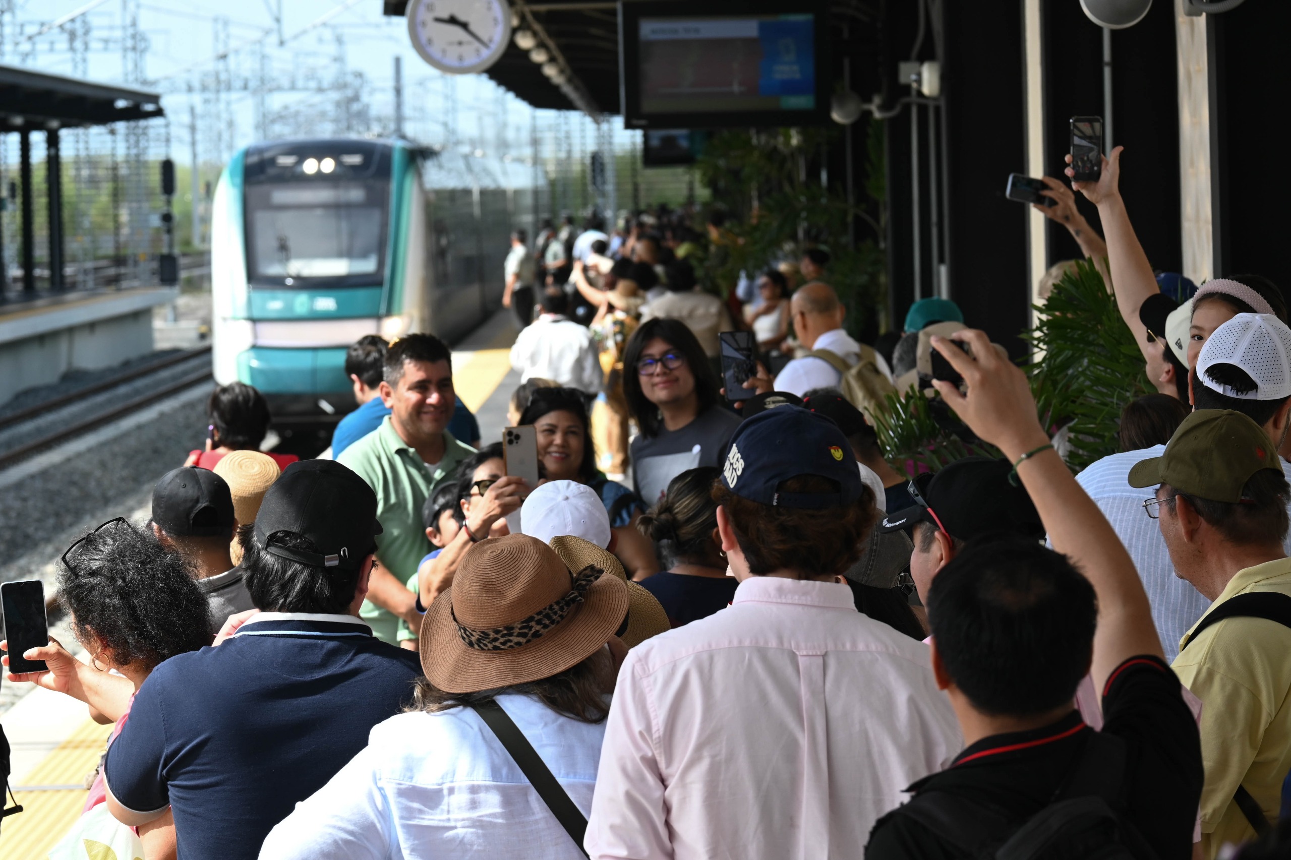 Tren Maya alcanza los 3 millones de pasajeros y fortalece el turismo en el sureste mexicano